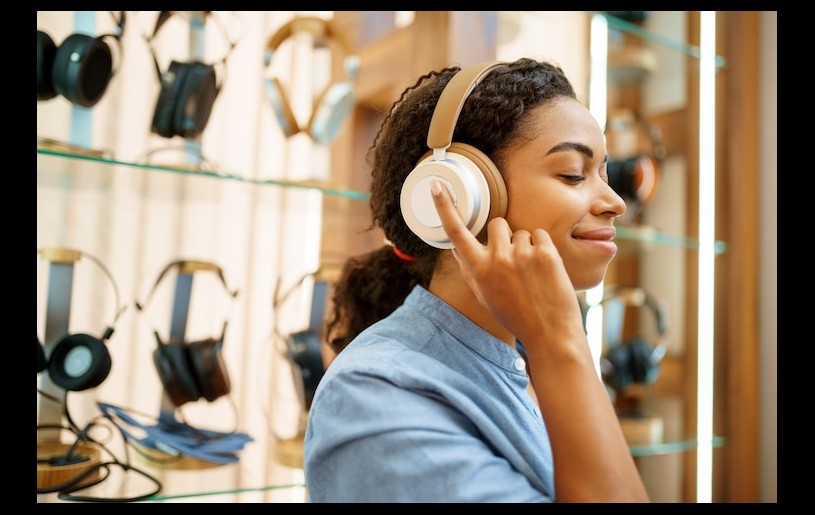 Choosing the Right Bluetooth Headphones